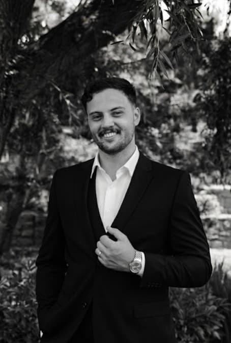 Ethan Holder portrait